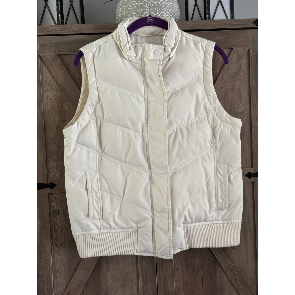 Gap Womens Cream Off White Chevron Puffer Vest Size M Quilted Zip Up Ribbed Hem